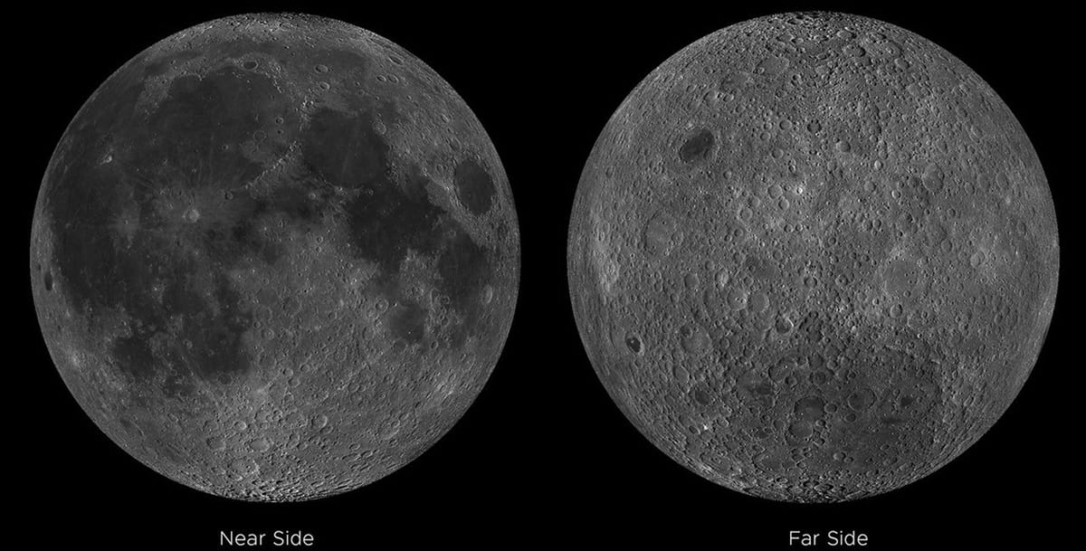 NASA가 공개한 달의 앞면과 뒷면을 나란히 비교한 LRO 사진